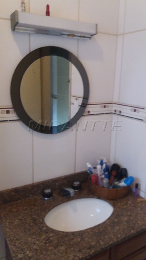 Sobrado com 3 quartos em Imirim