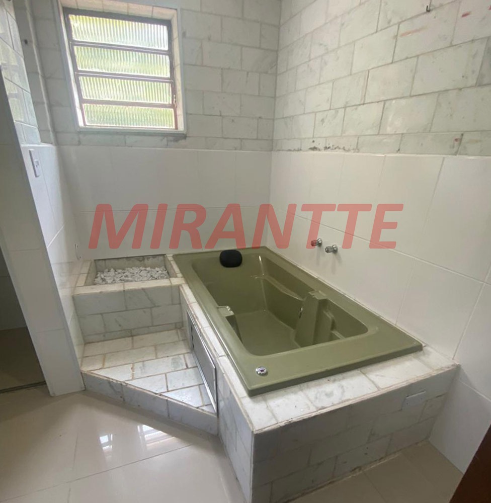 Sobrado de 172m² com 4 quartos em Mandaqui