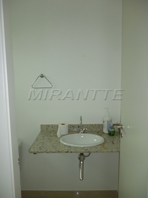 Comercial de 32m² em Santana