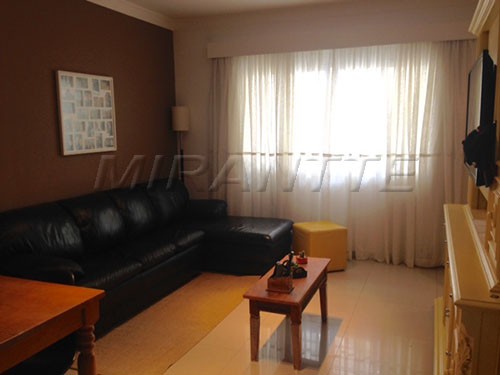 Cond. fechado de 90m² com 3 quartos em Jardim Leonor Mendes De Barros