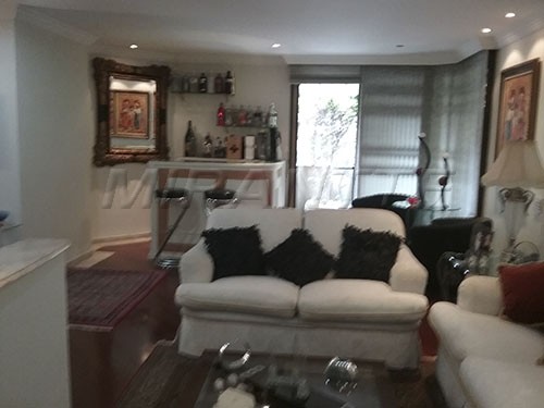 Apartamento de 189m² com 3 quartos em Perdizes
