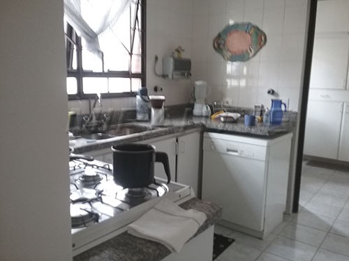 Apartamento de 189m² com 3 quartos em Perdizes