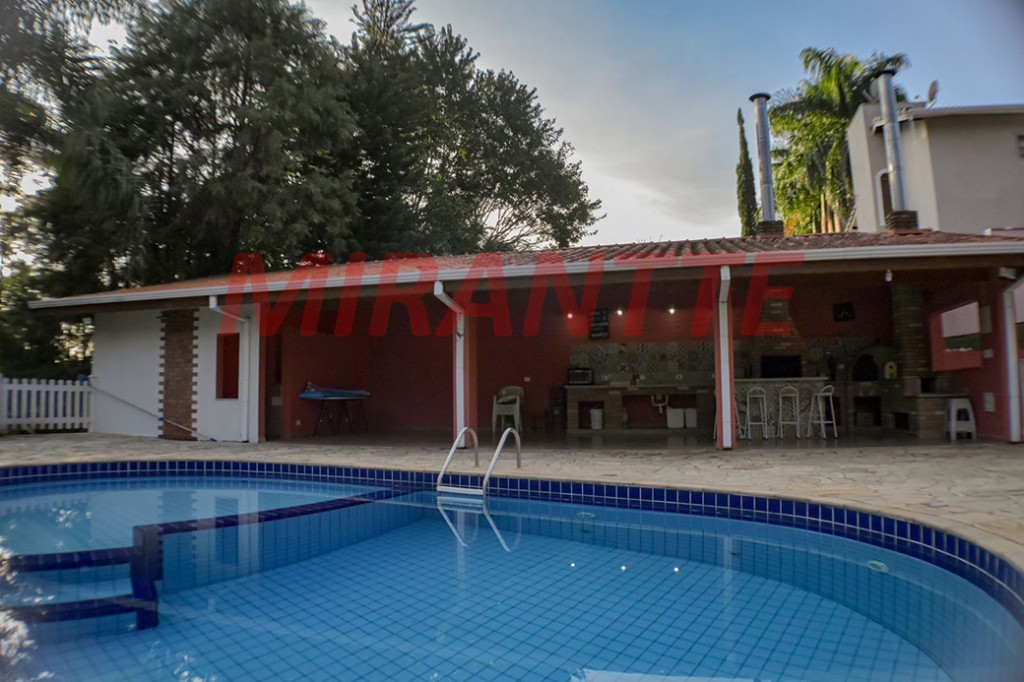 Casa terrea de 454m² com 4 quartos em Alpes de Caieiras