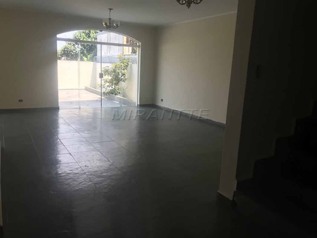 Casa terrea de 258m² com 3 quartos em Horto Florestal