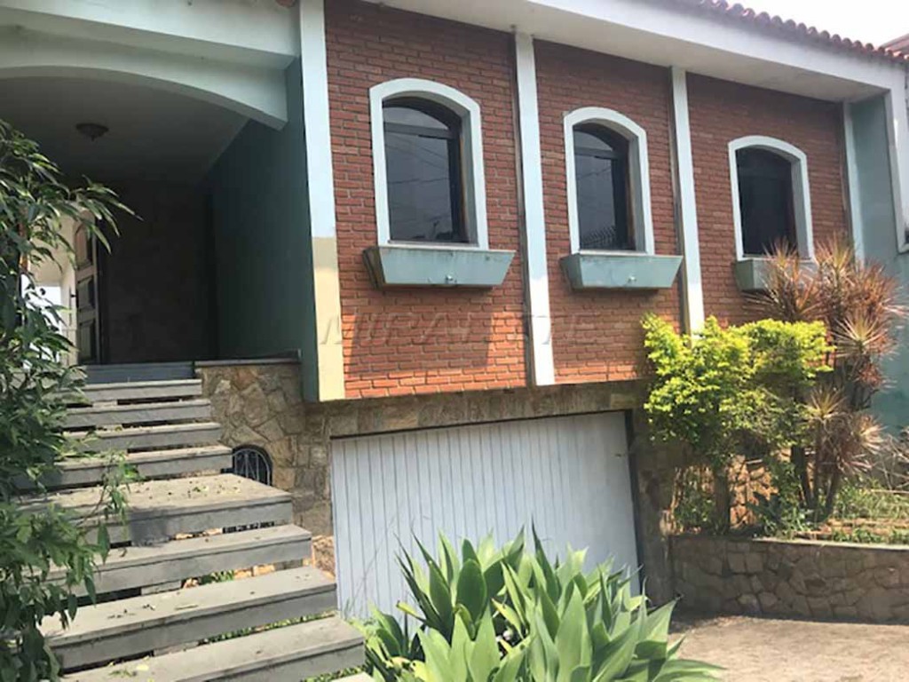 Casa terrea de 258m² com 3 quartos em Horto Florestal