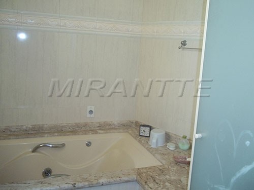 Casa terrea de 107m² com 4 quartos em Jardim São Paulo