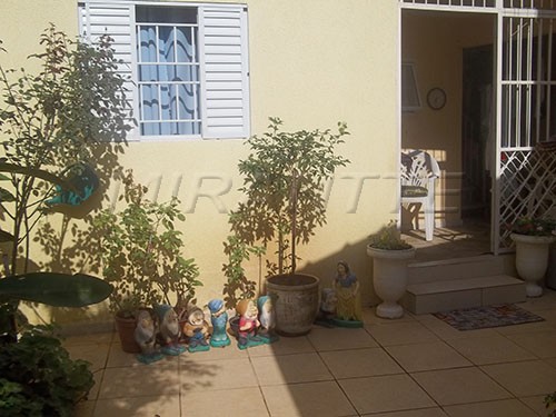 Casa terrea de 107m² com 4 quartos em Jardim São Paulo