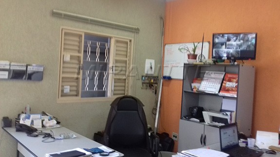 Galpao de 750m² em Vila Espanhola