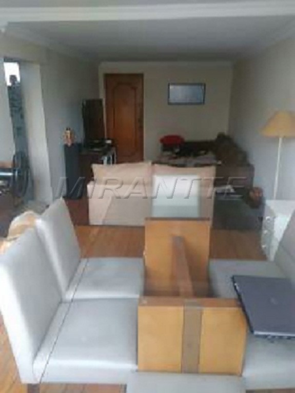 Apartamento de 117m² com 3 quartos em Cerqueira César