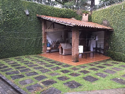 Sobrado de 320m² com 4 quartos em Vila Irmaos Arnoni