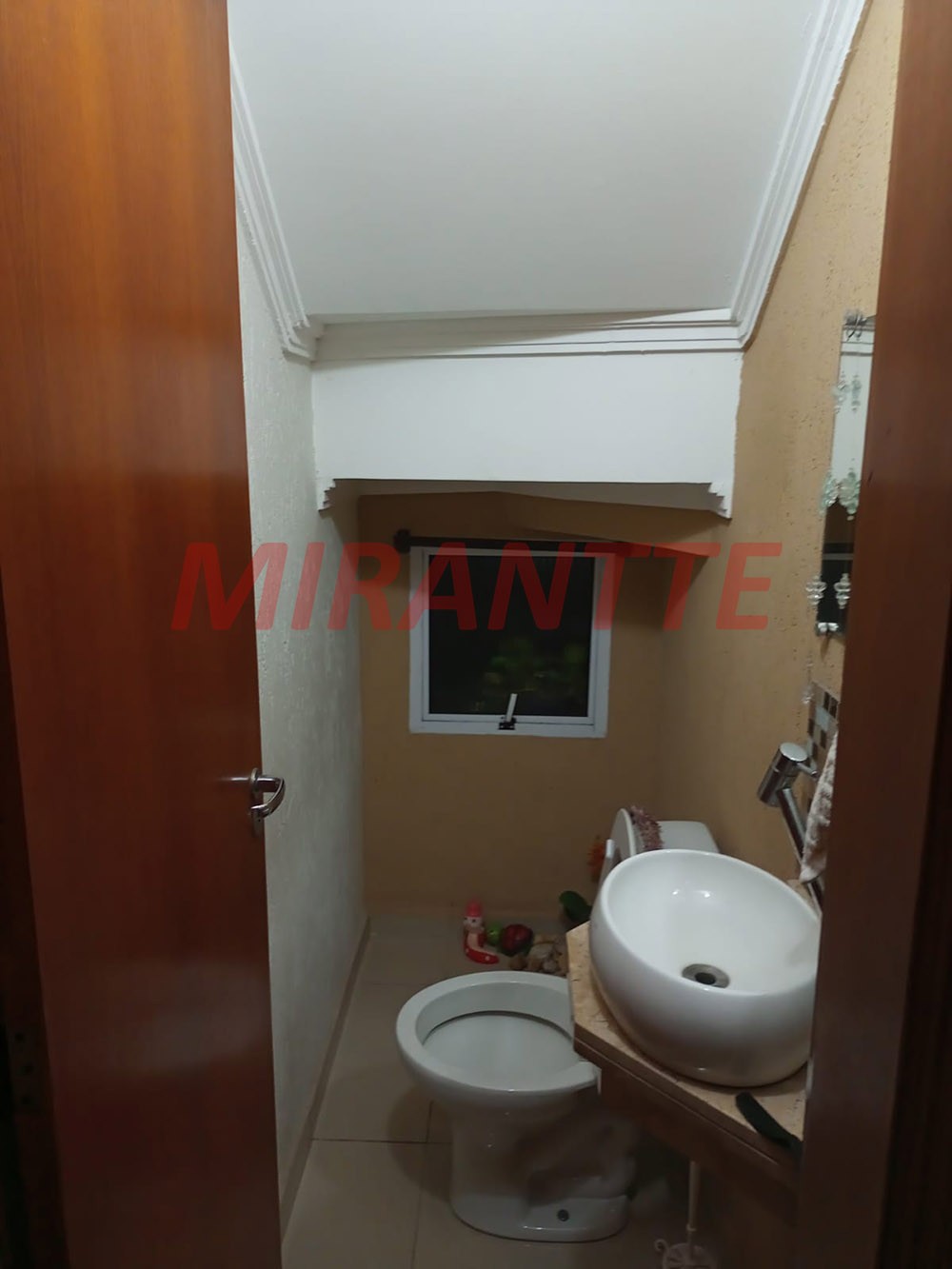 Sobrado de 180m² com 3 quartos em Vila Carolina