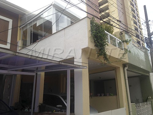 Sobrado de 120m² com 2 quartos em Santana