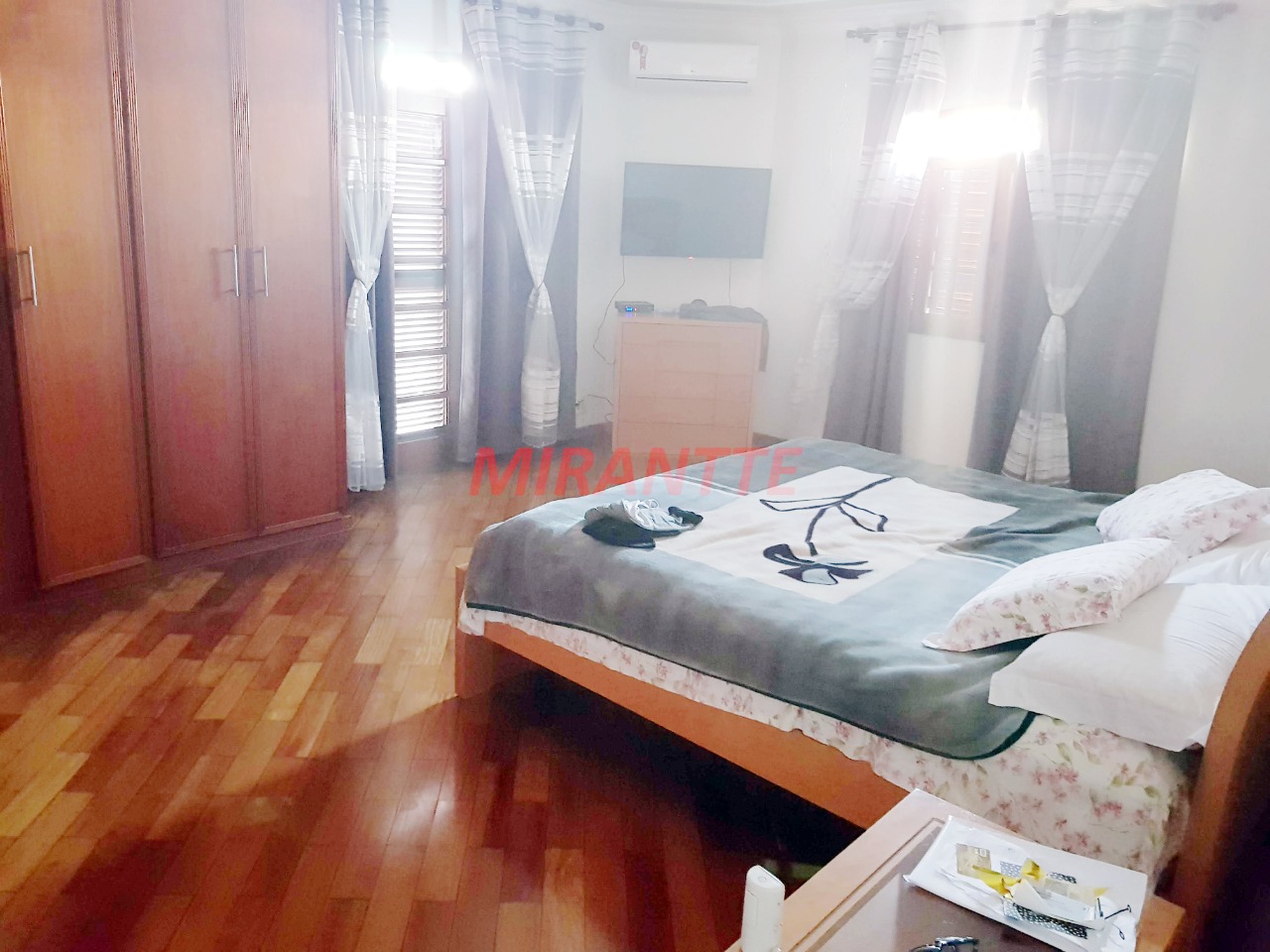 Sobrado de 505m² com 6 quartos em Mandaqui