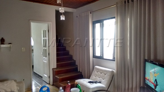 Casa terrea de 250m² com 3 quartos em Vila Constança