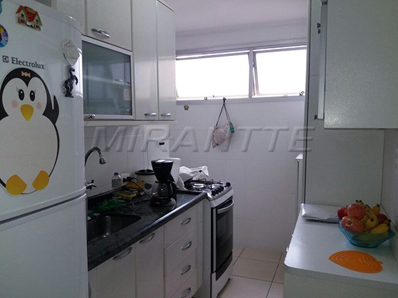 Apartamento de 58m² com 2 quartos em Limão
