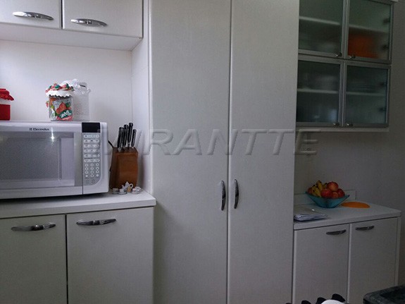 Apartamento de 58m² com 2 quartos em Limão