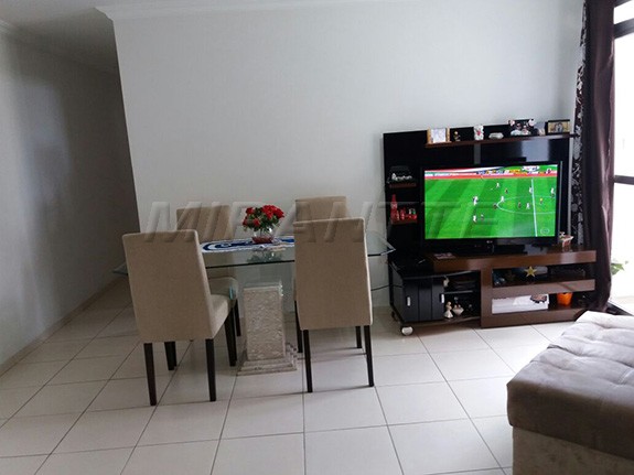 Apartamento de 58m² com 2 quartos em Limão