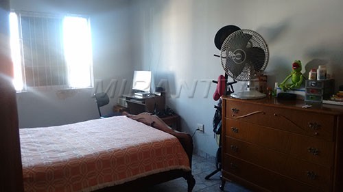 Casa terrea de 130m² com 2 quartos em Vila Nivi