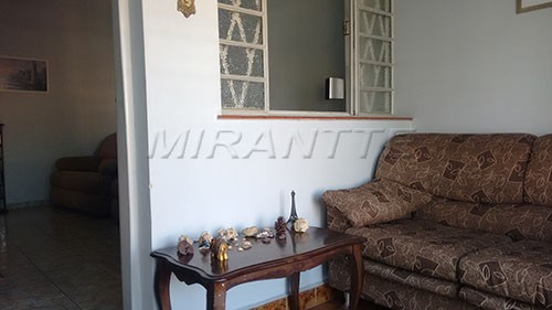 Casa terrea de 130m² com 2 quartos em Vila Nivi