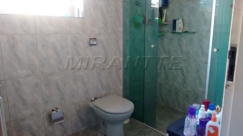 Casa terrea de 130m² com 2 quartos em Vila Nivi