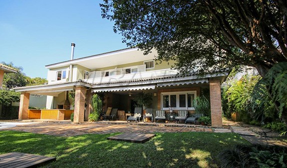 Sobrado de 650m² com 4 quartos em Vila Tramontano