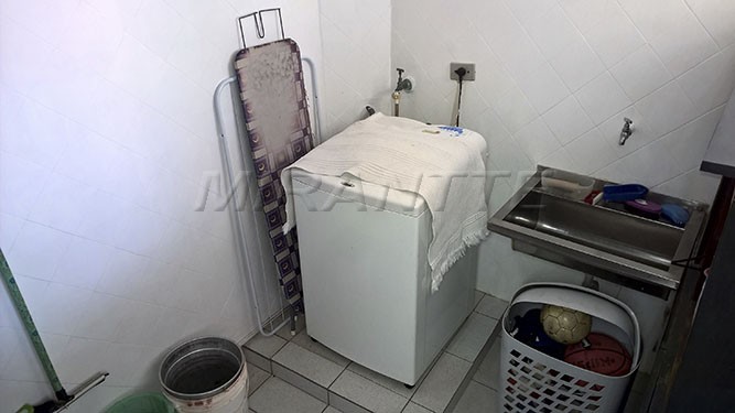 Sobrado de 205m² com 3 quartos em Santana