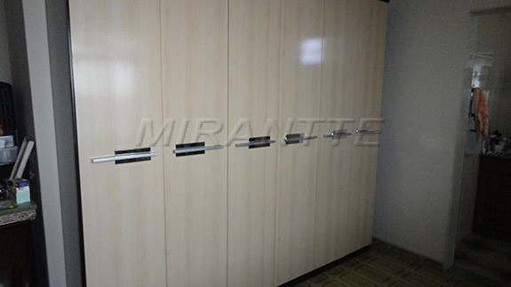 R2 Image 262234 #6