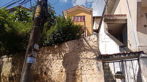 Sobrado com 2 quartos em Vila Nivi