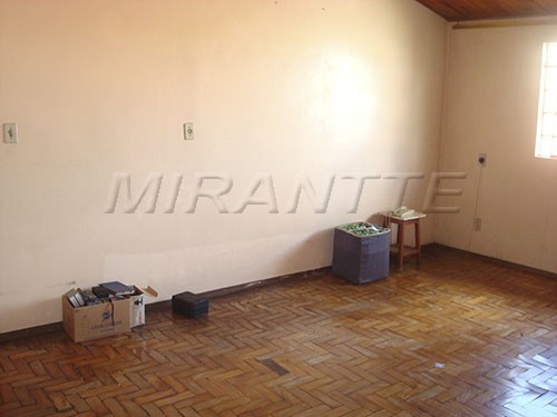 Terreno de 342m² em Imirim