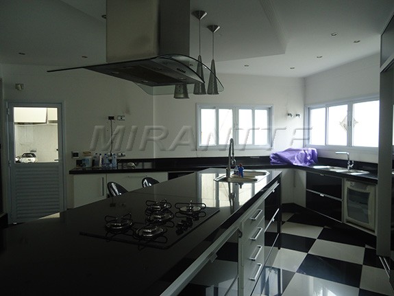 Sobrado de 750m² com 5 quartos em Mandaqui
