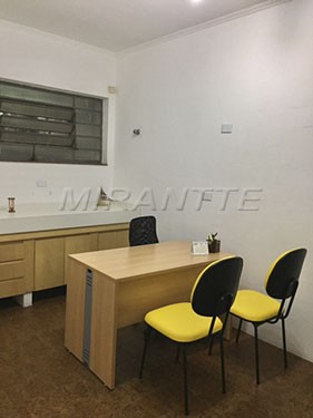 Comercial de 280m² em Jardim São Bento