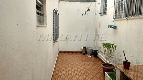 Casa terrea de 123m² com 3 quartos em Vila Nivi