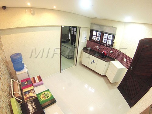 Sobrado de 160m² com 3 quartos em Jardim Tremembé
