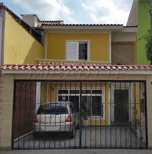 Sobrado de 118m² com 3 quartos em Tremembe