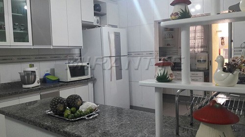 Sobrado de 118m² com 3 quartos em Tremembe