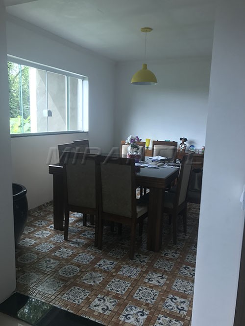 Cond. fechado de 176m² com 2 quartos em Santa Ines