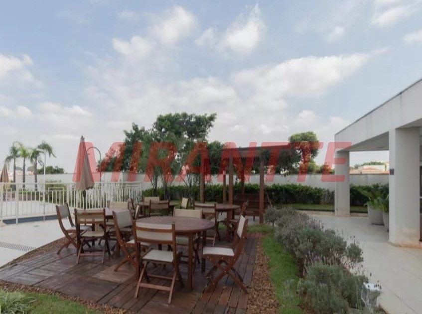 Apartamento de 65m² com 2 quartos em Santana