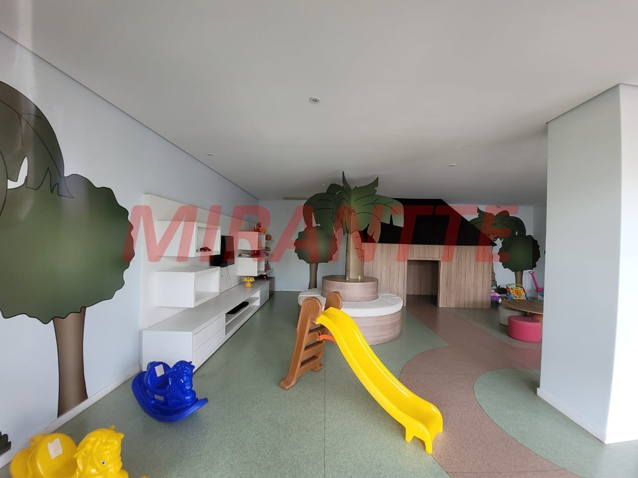 Apartamento de 65m² com 2 quartos em Santana