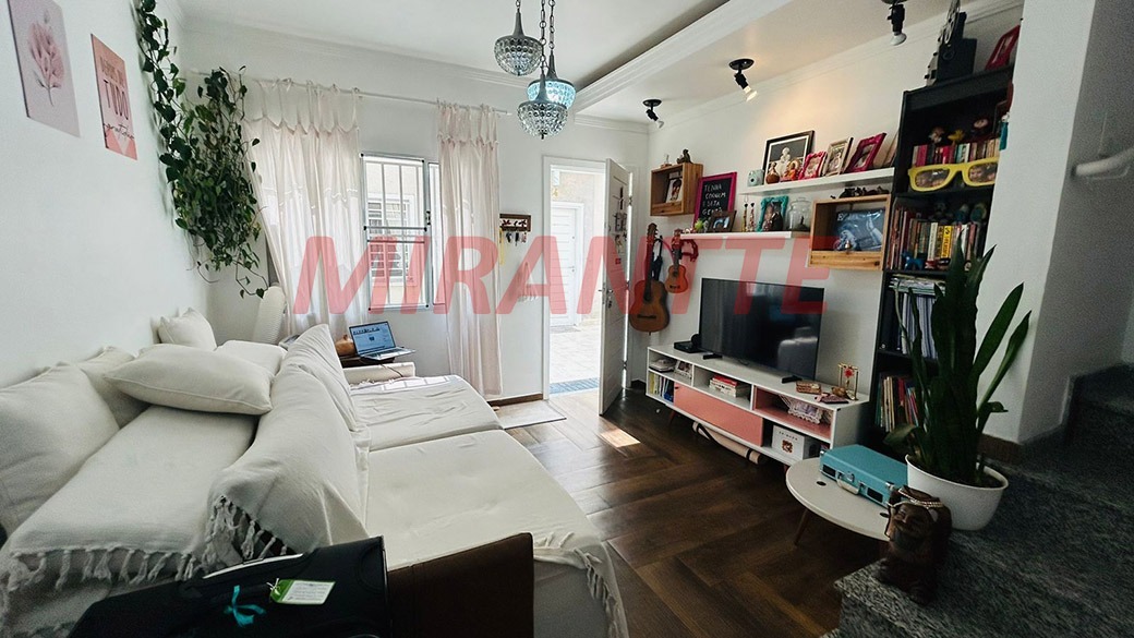 Cond. fechado de 90m² com 2 quartos em Santana