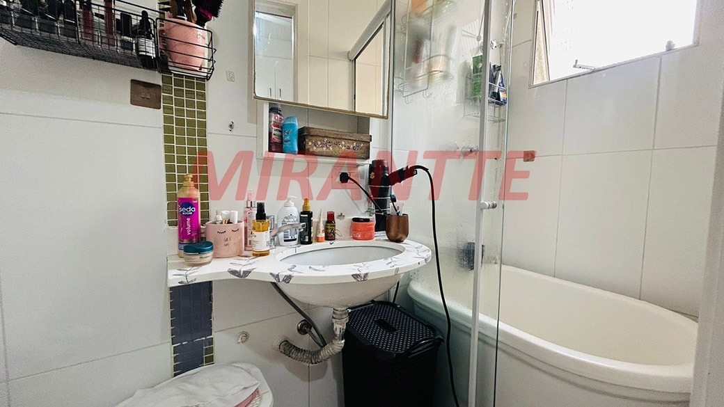 Cond. fechado de 90m² com 2 quartos em Santana