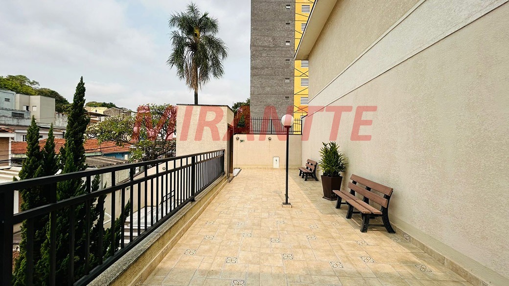 Cond. fechado de 90m² com 2 quartos em Santana