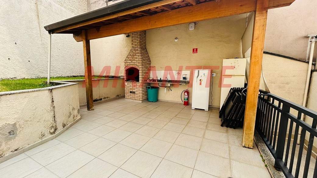 Cond. fechado de 90m² com 2 quartos em Santana