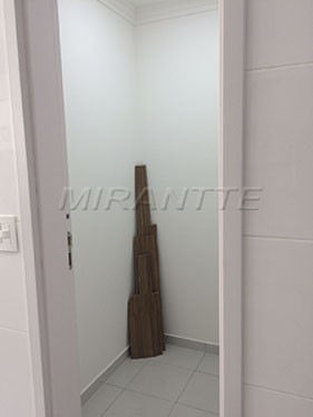 Apartamento com 3 quartos em Tremembe
