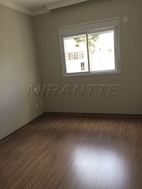 Apartamento com 3 quartos em Tremembe