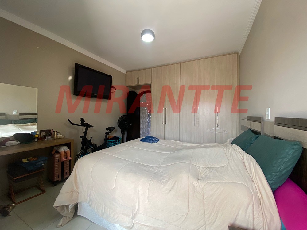 Sobrado de 210m² com 3 quartos em Vila Aliança
