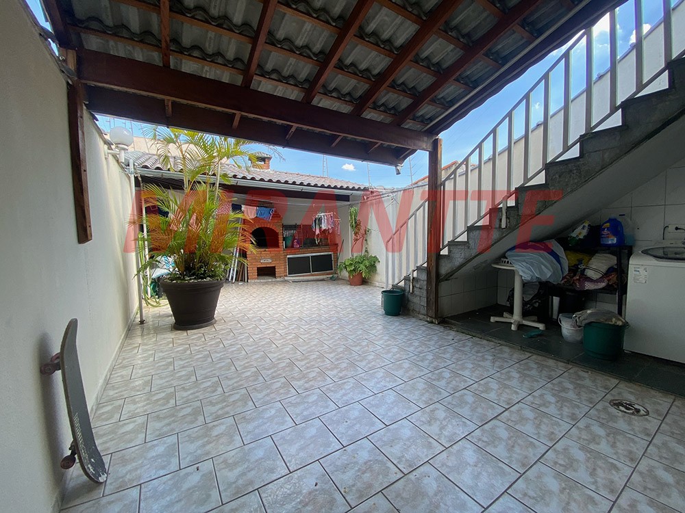 Sobrado de 210m² com 3 quartos em Vila Aliança