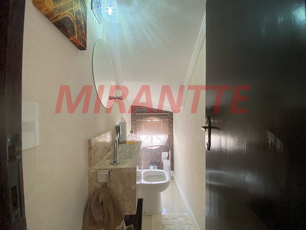 Sobrado de 210m² com 3 quartos em Vila Aliança