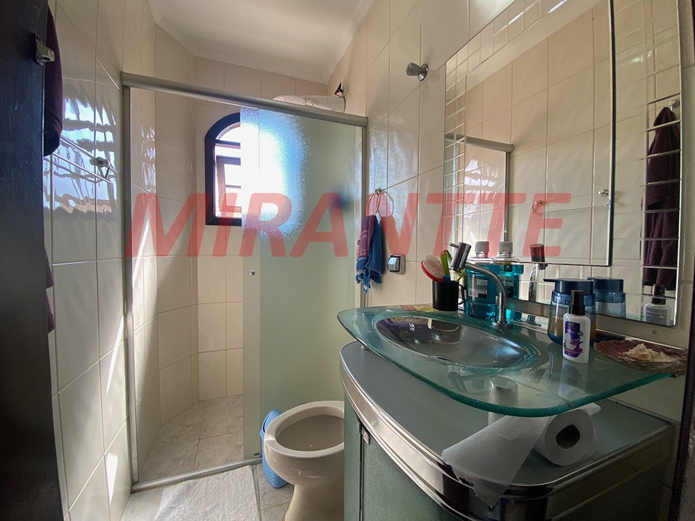 Sobrado de 210m² com 3 quartos em Vila Aliança