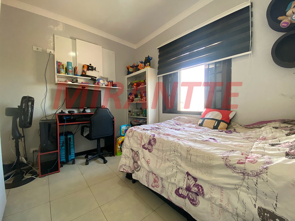 Sobrado de 210m² com 3 quartos em Vila Aliança