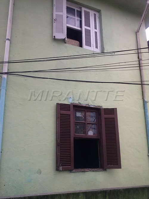 Casa terrea de 177m² com 4 quartos em Vila Aurora